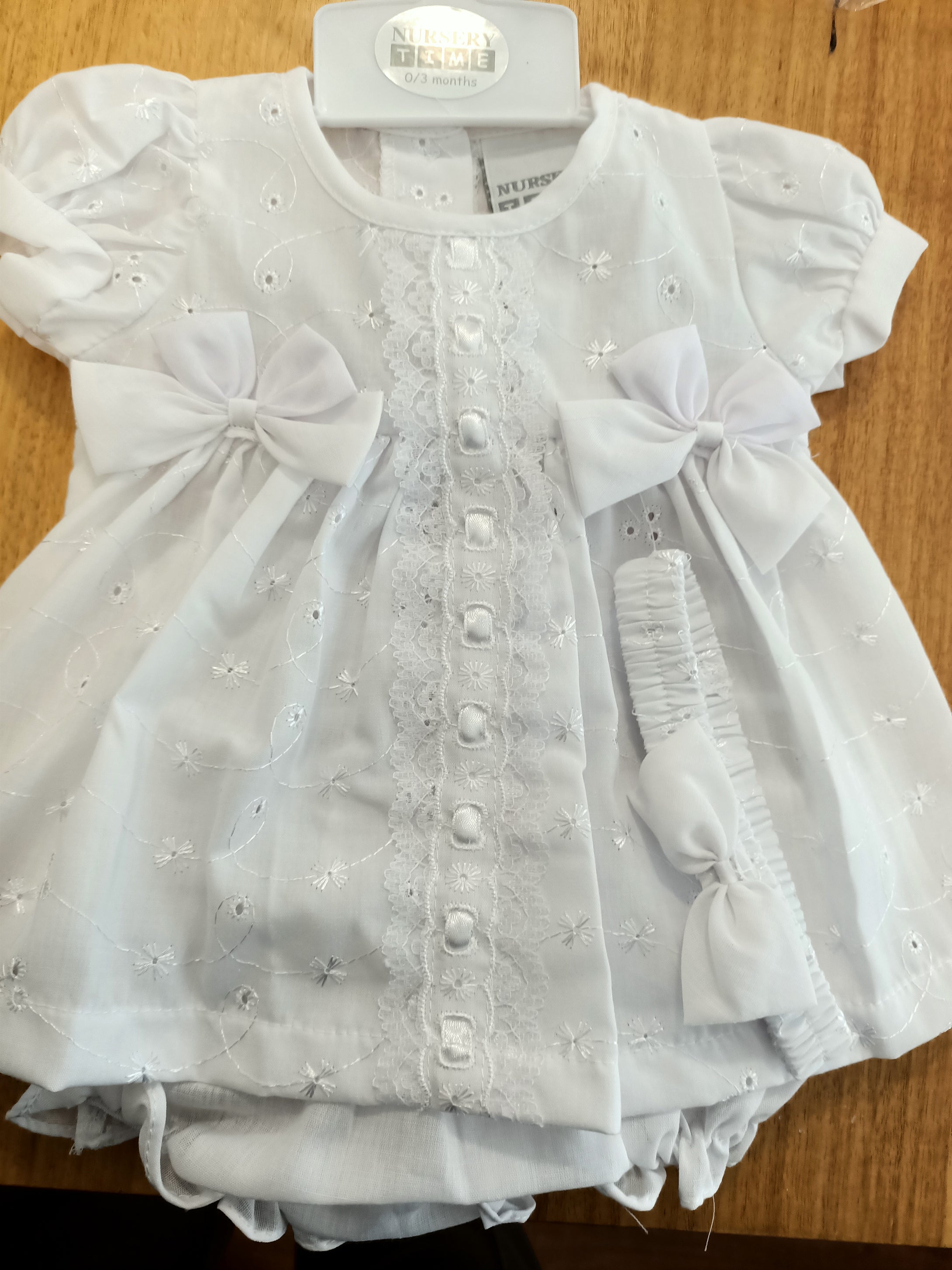 BABY DRESS SET (3 piece) size 0-3mth.  White Broderie Angliss