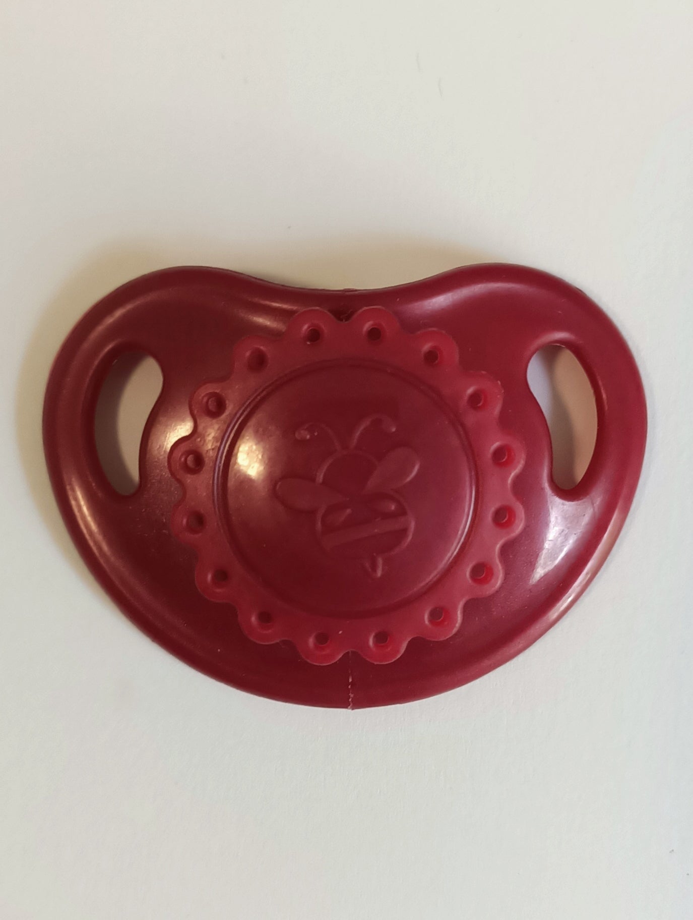 Honeybug Magnetic Dummy GARNET (Newborn)