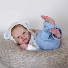 Load image into Gallery viewer, Doll kit realborn &quot;LANDON AWAKE&quot; 21&quot;
